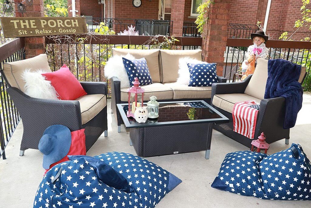 Toy-storage-bag-and-navy-stars-accent-pillow-covers