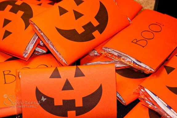 boo cards teal with pumpkins in halloween